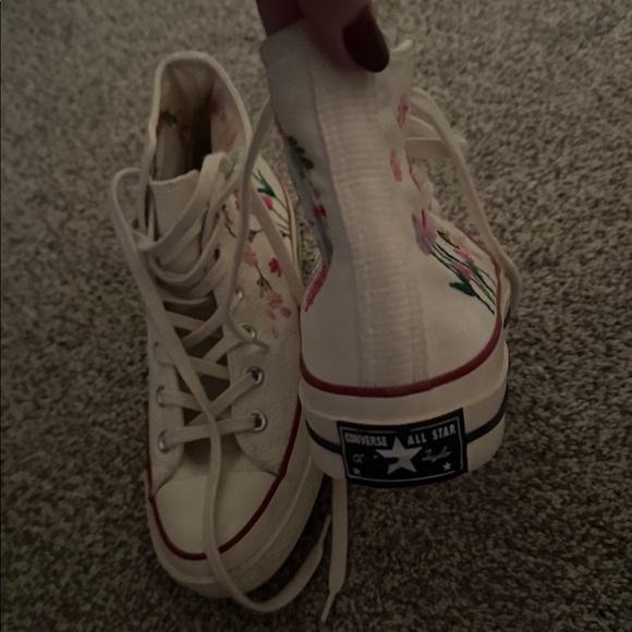 Converse White Floral High-Tops - Picture 5 of 6
